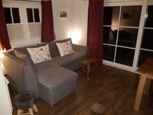 Wohnung Groot Wohnzimmer mit Sofa